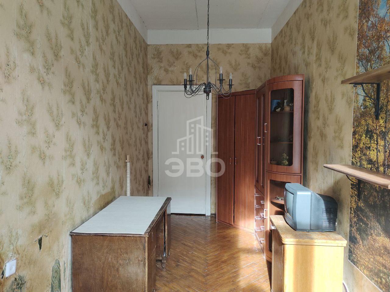 трехкомнатная квартира в Санкт-Петербурге по адресу: Достоевского ул., 13