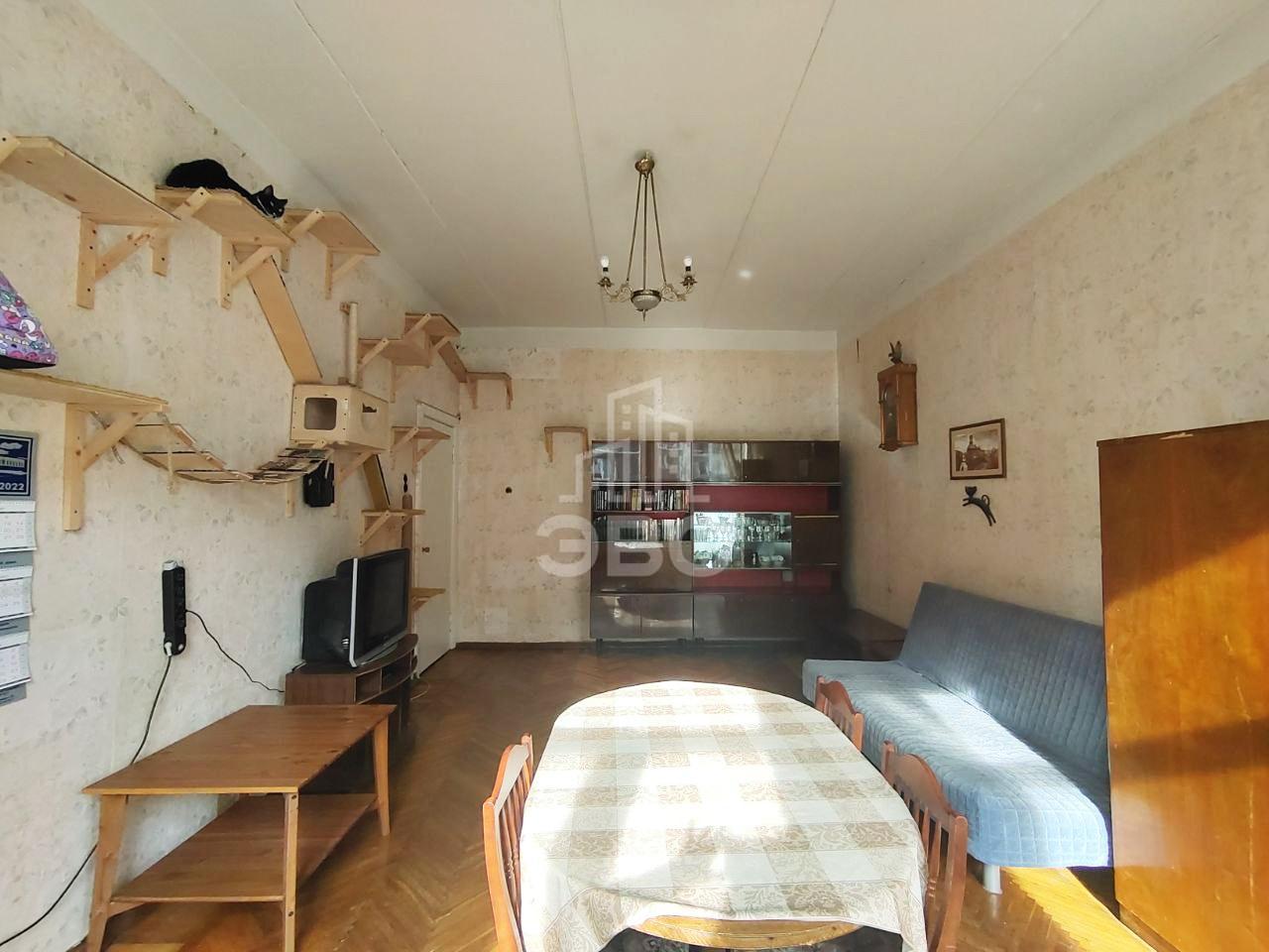 трехкомнатная квартира в Санкт-Петербурге по адресу: Достоевского ул., 13