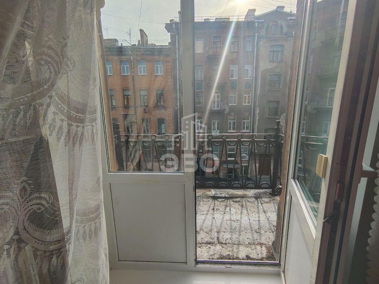 трехкомнатная квартира в Санкт-Петербурге по адресу: Достоевского ул., 13