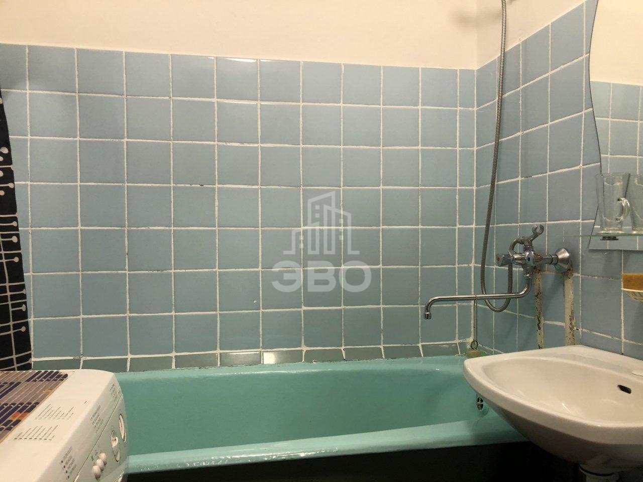 однокомнатная квартира в Санкт-Петербурге по адресу: Десантников ул., 24