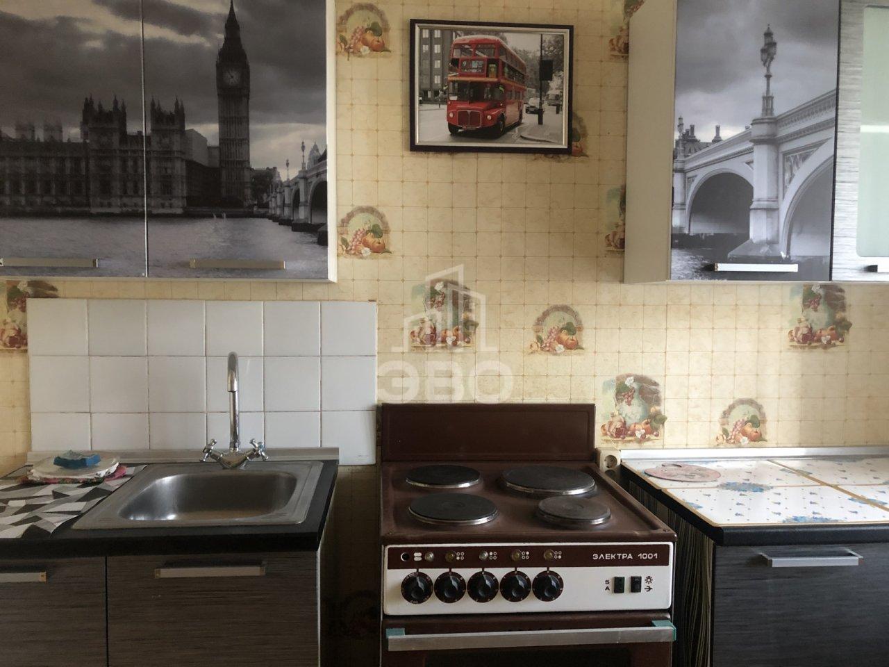 однокомнатная квартира в Санкт-Петербурге по адресу: Десантников ул., 24