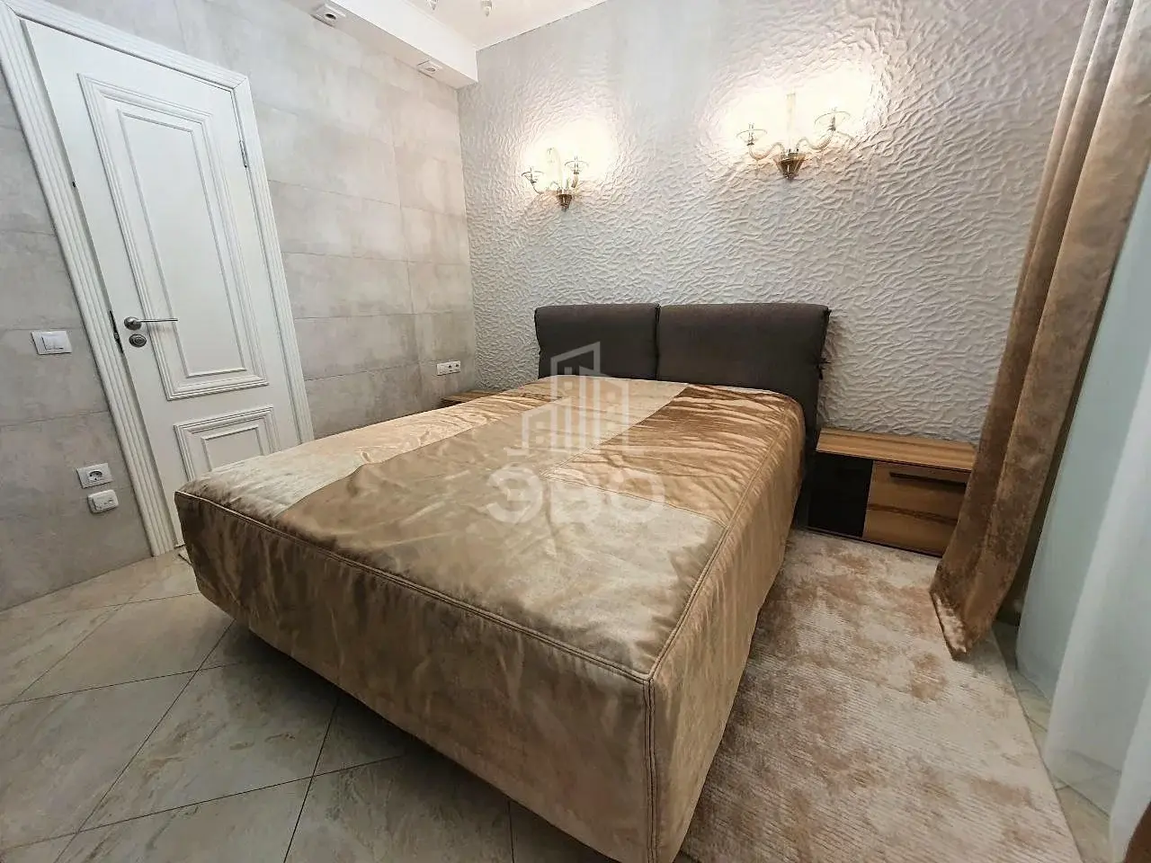 однокомнатная квартира в Санкт-Петербурге по адресу: Полтавский проезд, 2
