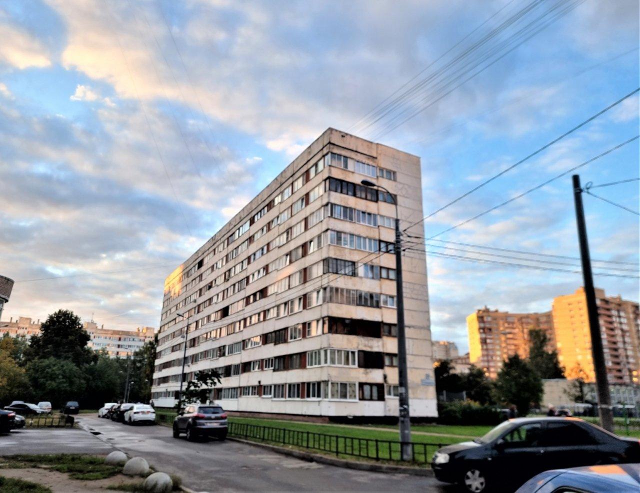 однокомнатная квартира в Санкт-Петербурге по адресу: Художников проспект, 24, к 3