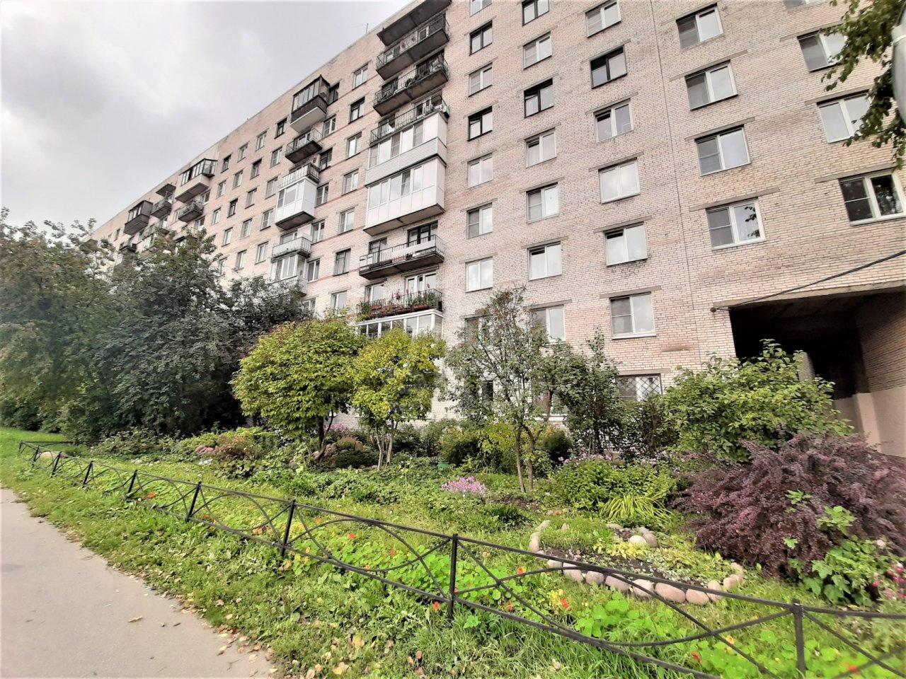 однокомнатная квартира в Санкт-Петербурге по адресу: Руставели ул., 52