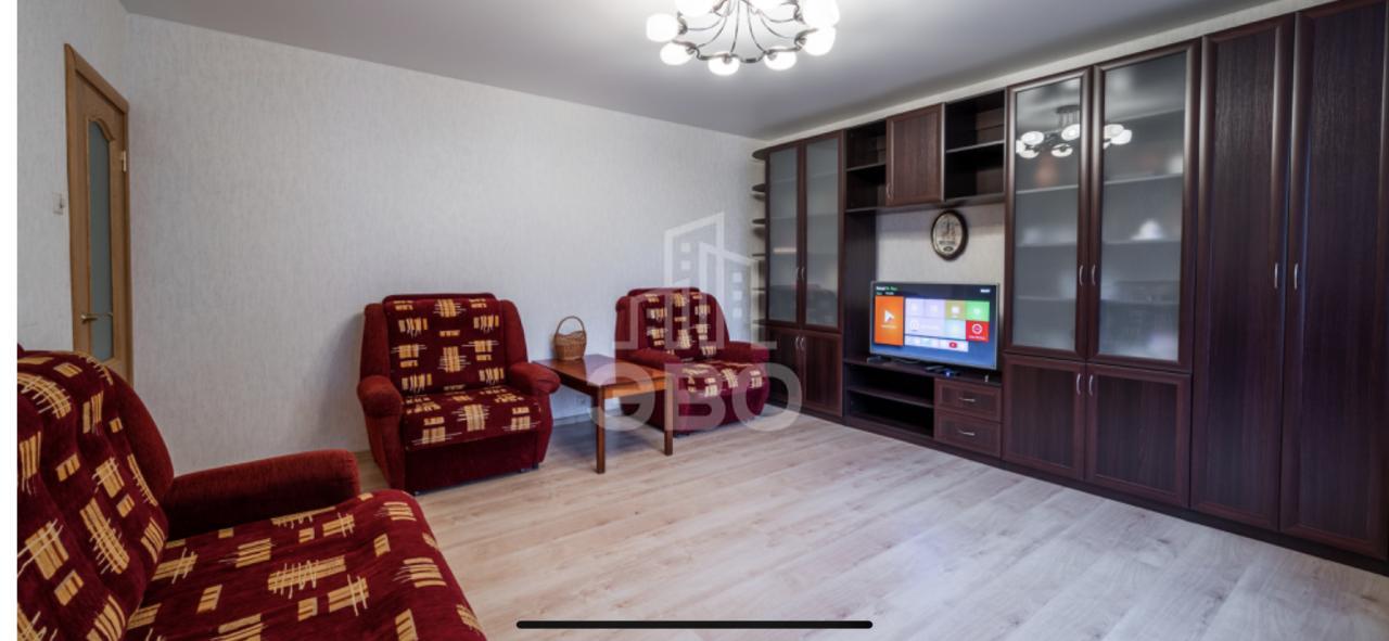 трехкомнатная квартира в Санкт-Петербурге по адресу: Малая Бухарестская ул., 11