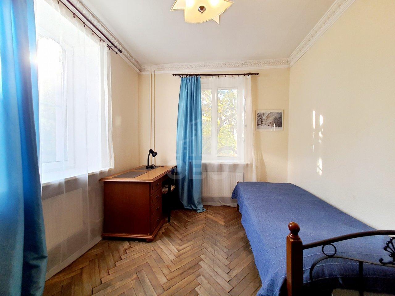 двухкомнатная квартира в Санкт-Петербурге по адресу: Дибуновская ул., 31