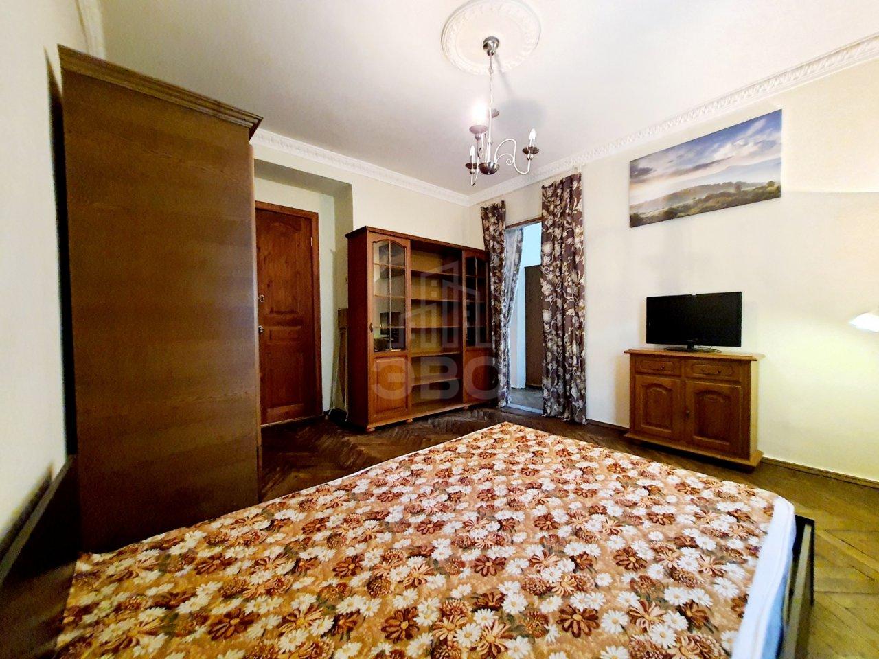 двухкомнатная квартира в Санкт-Петербурге по адресу: Дибуновская ул., 31