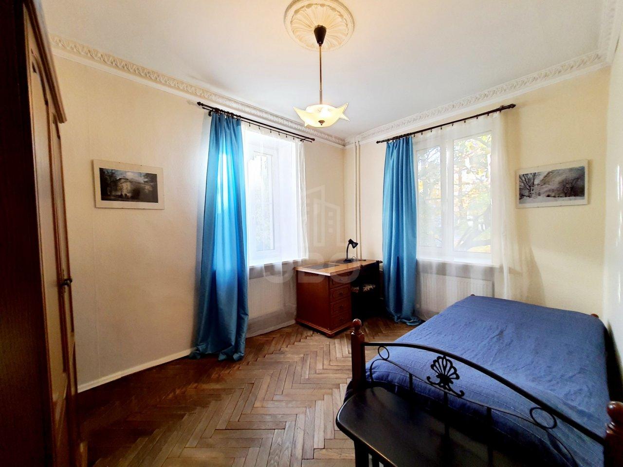 двухкомнатная квартира в Санкт-Петербурге по адресу: Дибуновская ул., 31