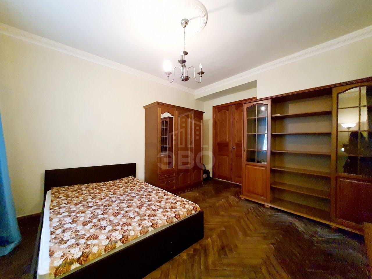 двухкомнатная квартира в Санкт-Петербурге по адресу: Дибуновская ул., 31