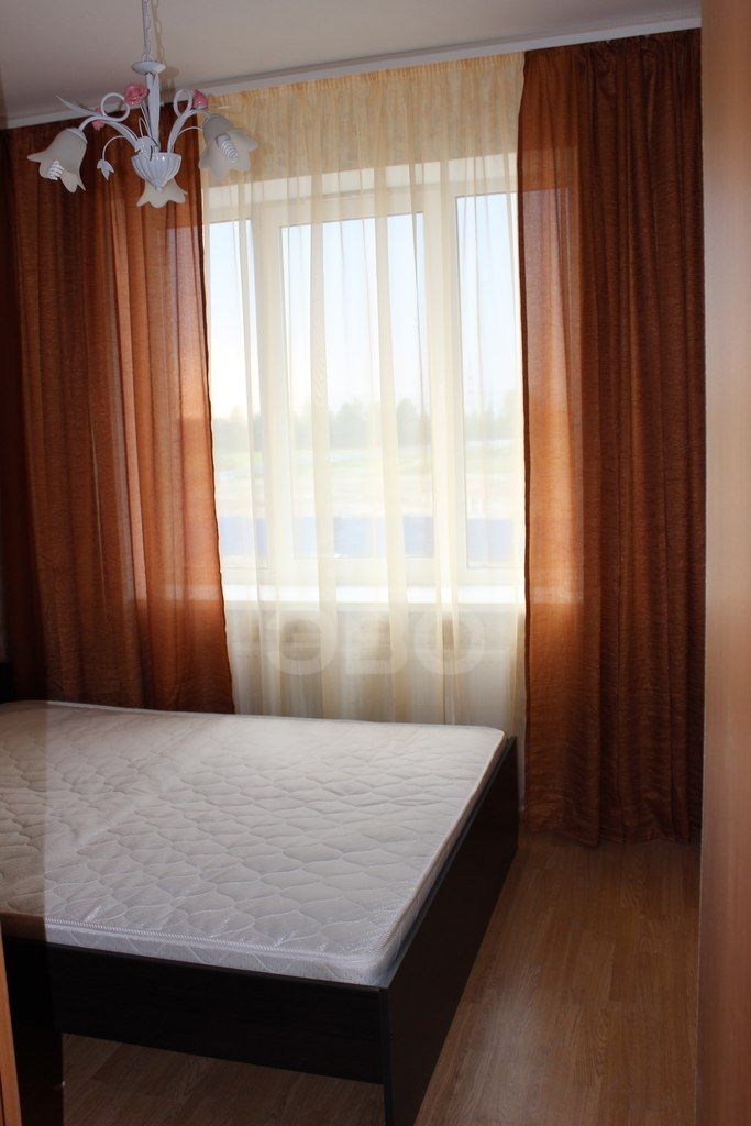 однокомнатная квартира в Санкт-Петербурге по адресу: ш. Лаврики д 74