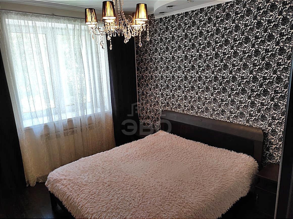 двухкомнатная квартира в Санкт-Петербурге по адресу: Бадаева ул., 7, к 2