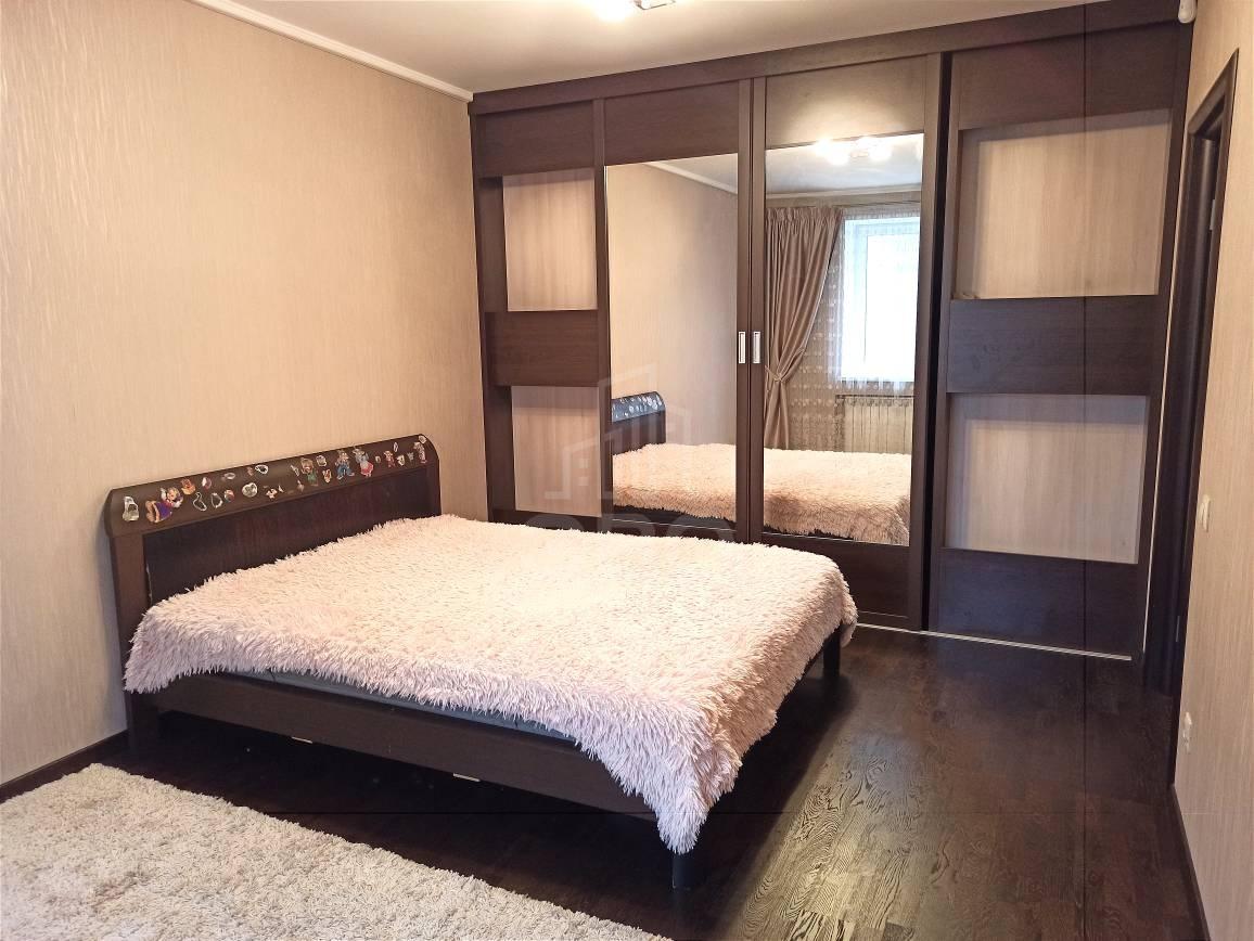 двухкомнатная квартира в Санкт-Петербурге по адресу: Бадаева ул., 7, к 2