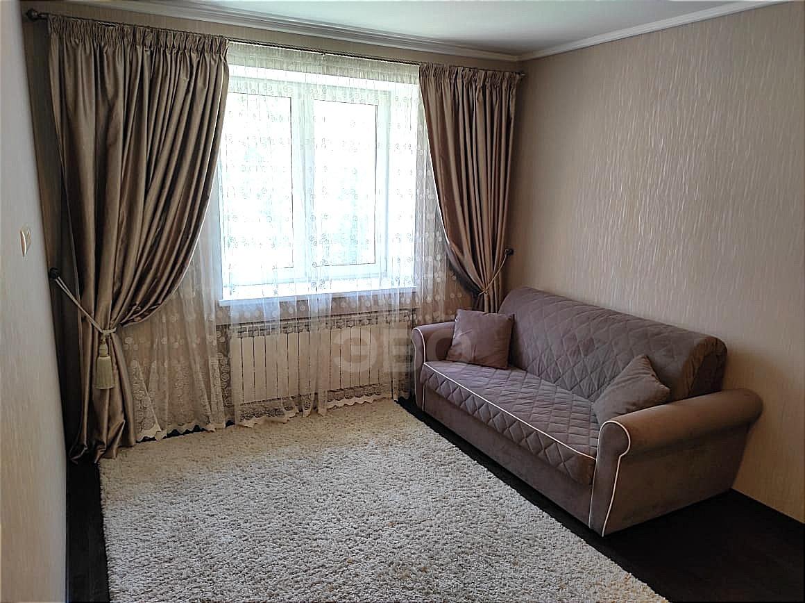 двухкомнатная квартира в Санкт-Петербурге по адресу: Бадаева ул., 7, к 2