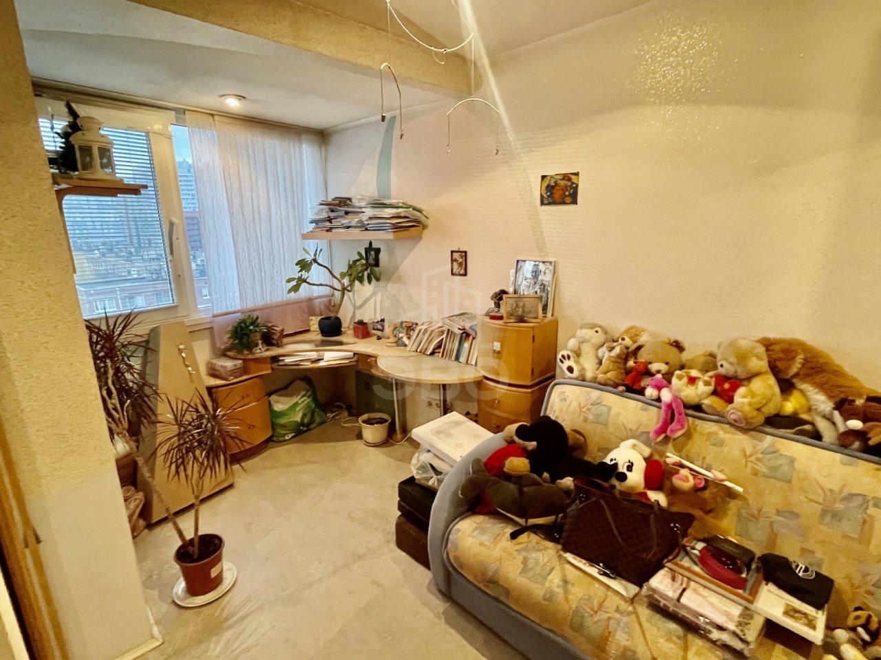 двухкомнатная квартира в Санкт-Петербурге по адресу: Культуры проспект, 18, к 2