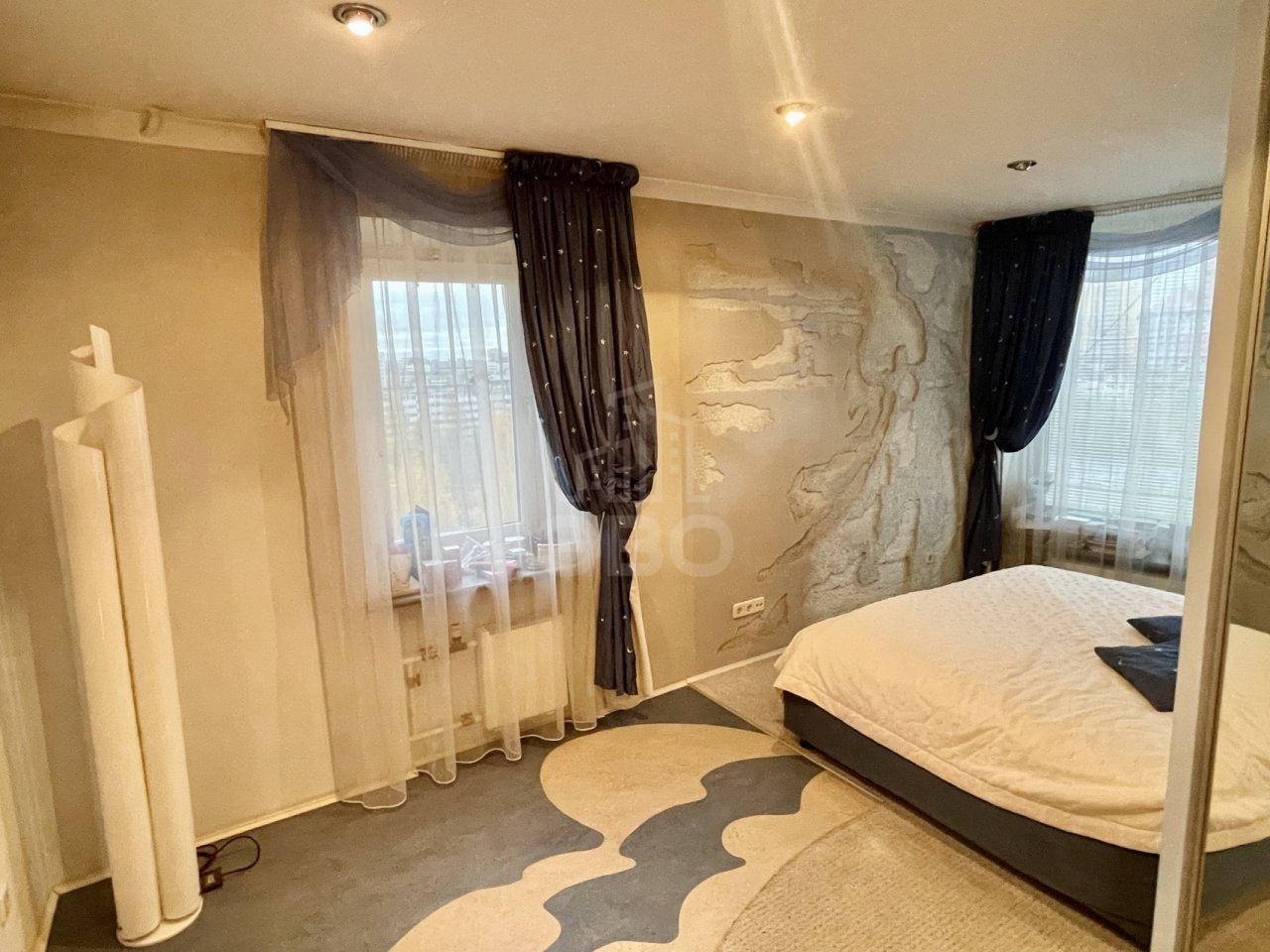 двухкомнатная квартира в Санкт-Петербурге по адресу: Культуры проспект, 18, к 2