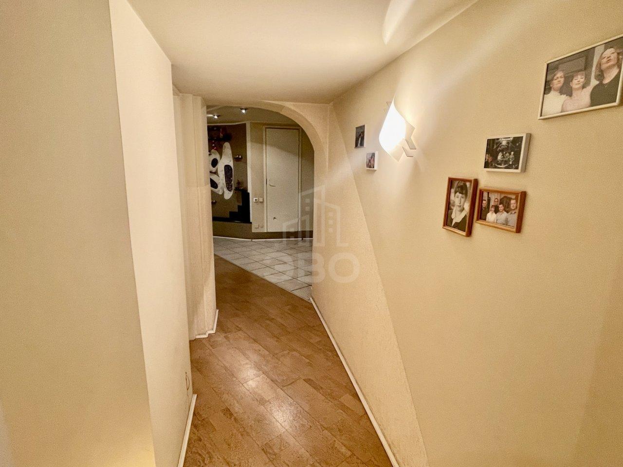 двухкомнатная квартира в Санкт-Петербурге по адресу: Культуры проспект, 18, к 2