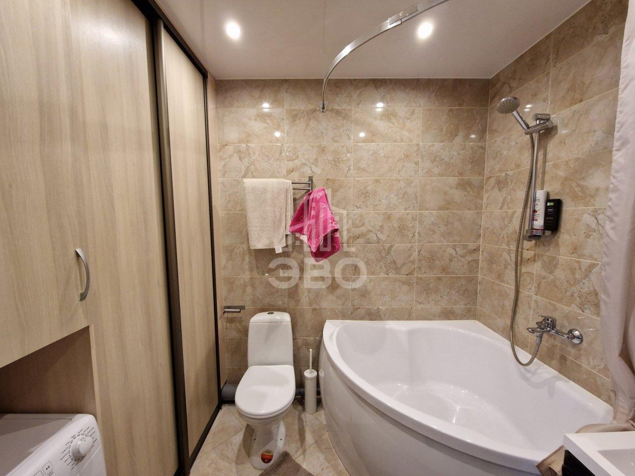 однокомнатная квартира в Санкт-Петербурге по адресу: Маршала Тухачевского ул., 25