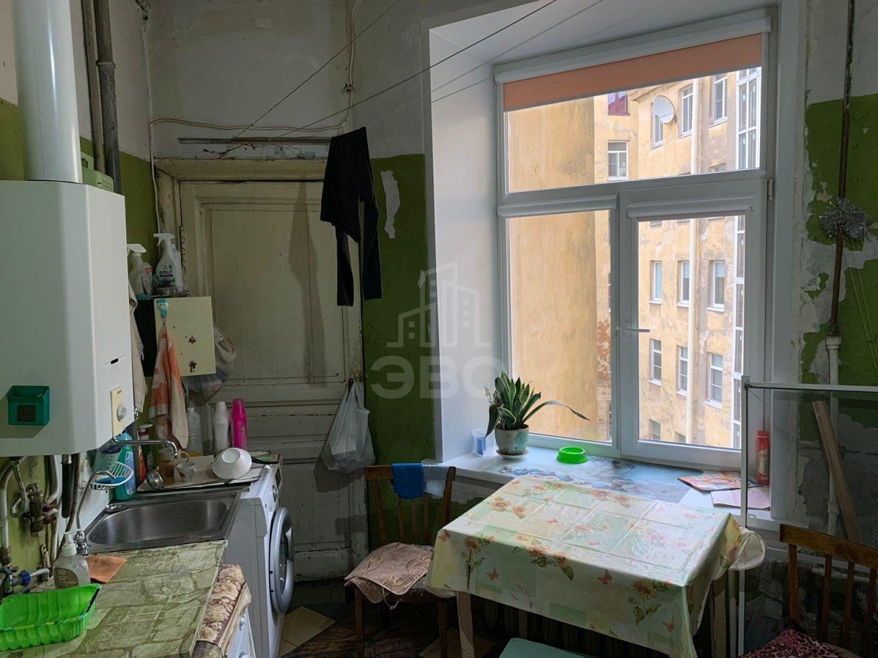 комната в Санкт-Петербурге по адресу: Коломенская ул., 27