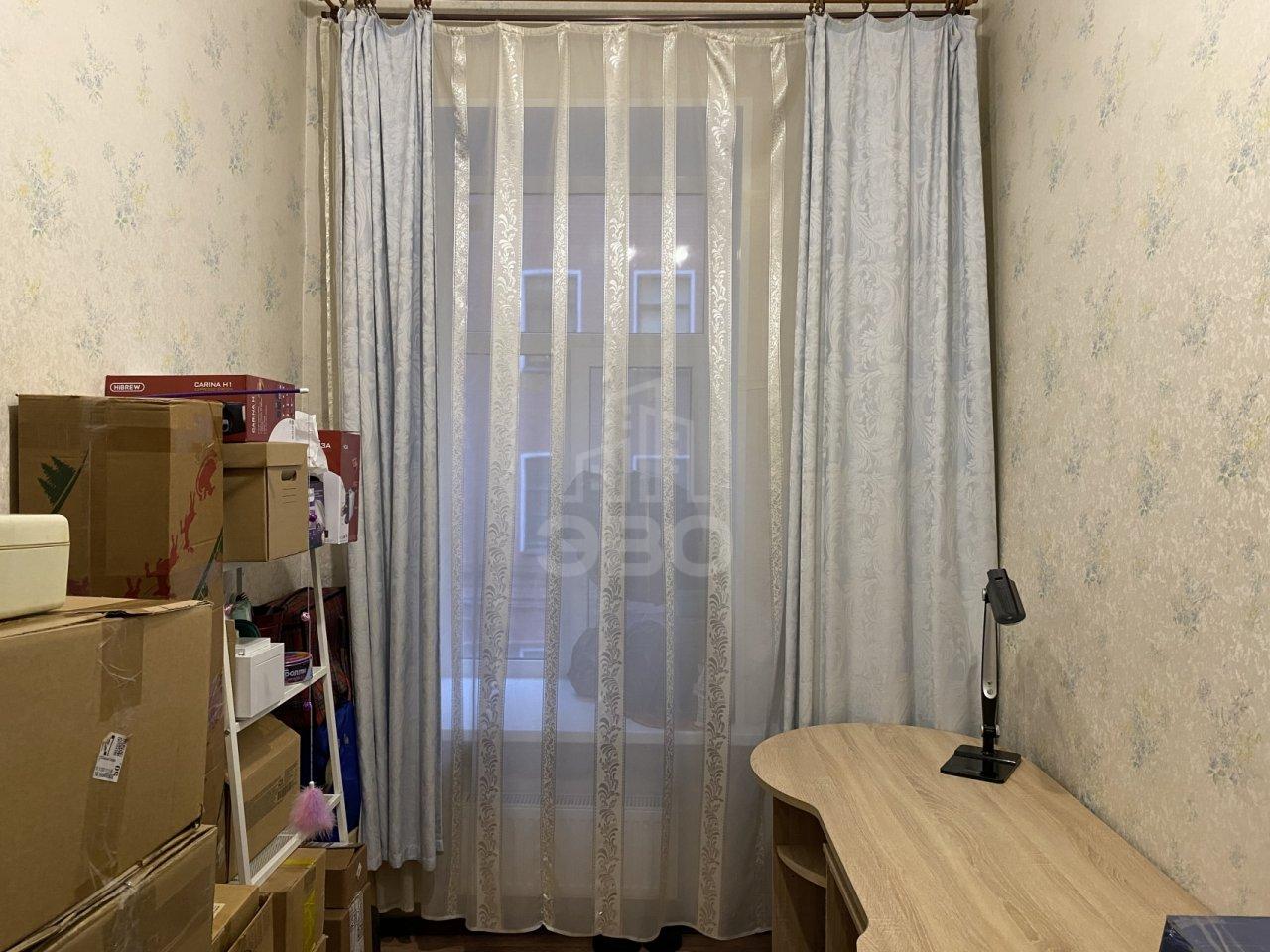 трехкомнатная квартира в Санкт-Петербурге по адресу: Смольный проспект, 7