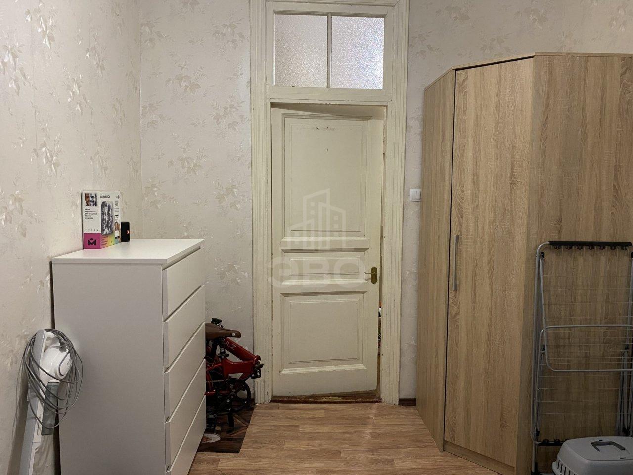 трехкомнатная квартира в Санкт-Петербурге по адресу: Смольный проспект, 7