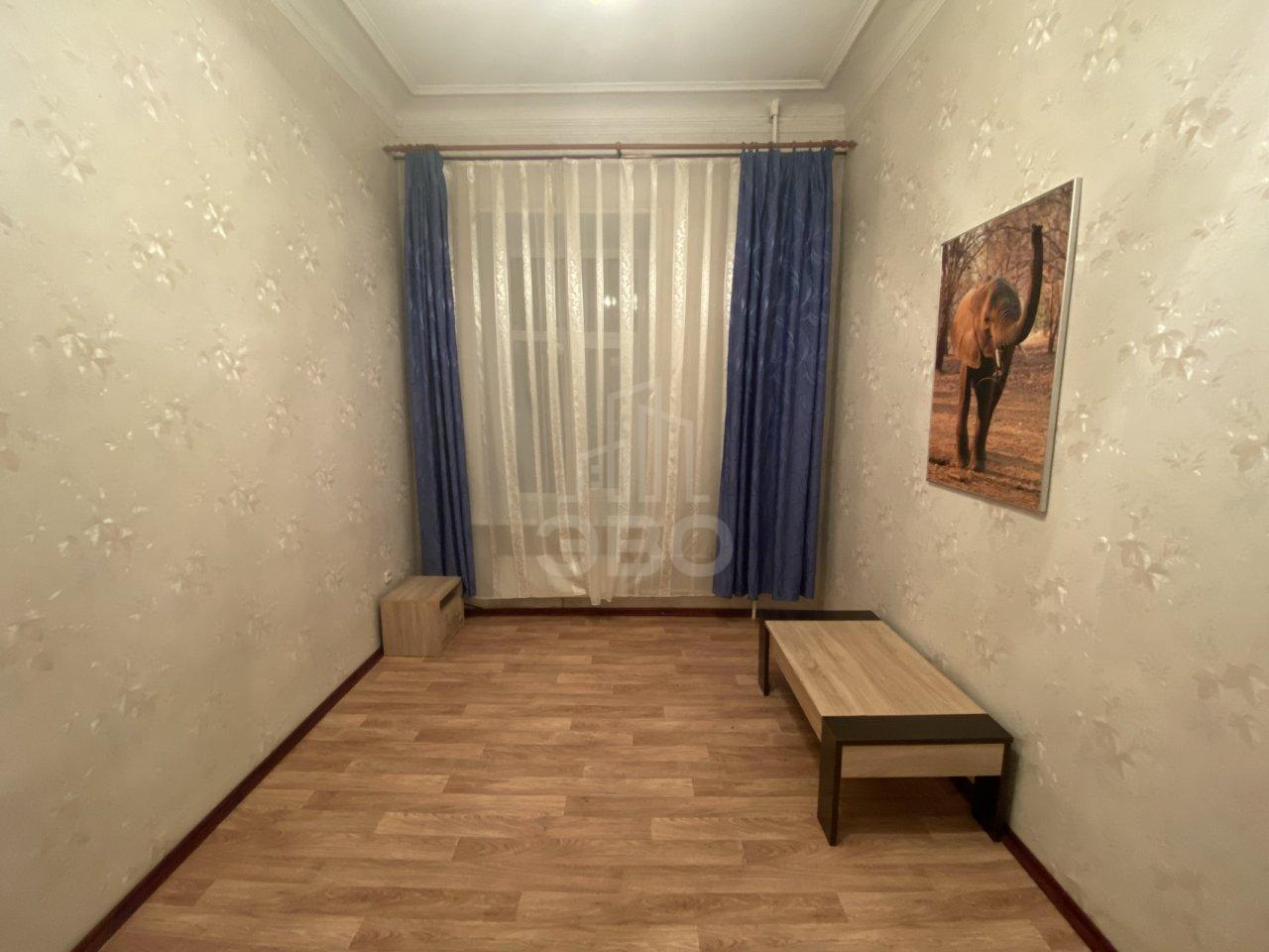 трехкомнатная квартира в Санкт-Петербурге по адресу: Смольный проспект, 7