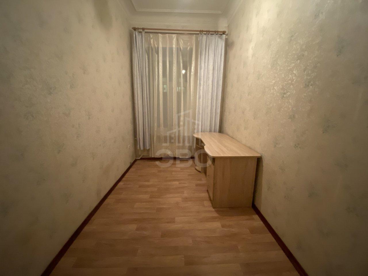 трехкомнатная квартира в Санкт-Петербурге по адресу: Смольный проспект, 7