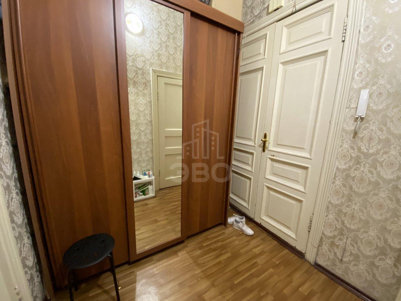 трехкомнатная квартира в Санкт-Петербурге по адресу: Смольный проспект, 7