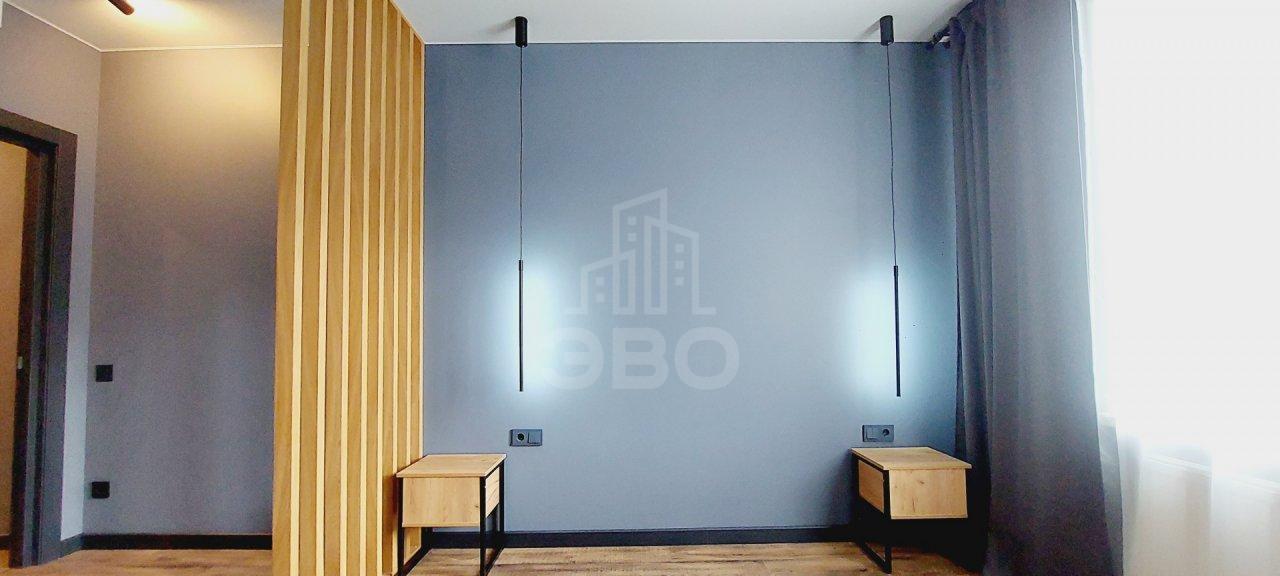 трехкомнатная квартира в Санкт-Петербурге по адресу: Кременчугская ул., 13, к 1, литера А