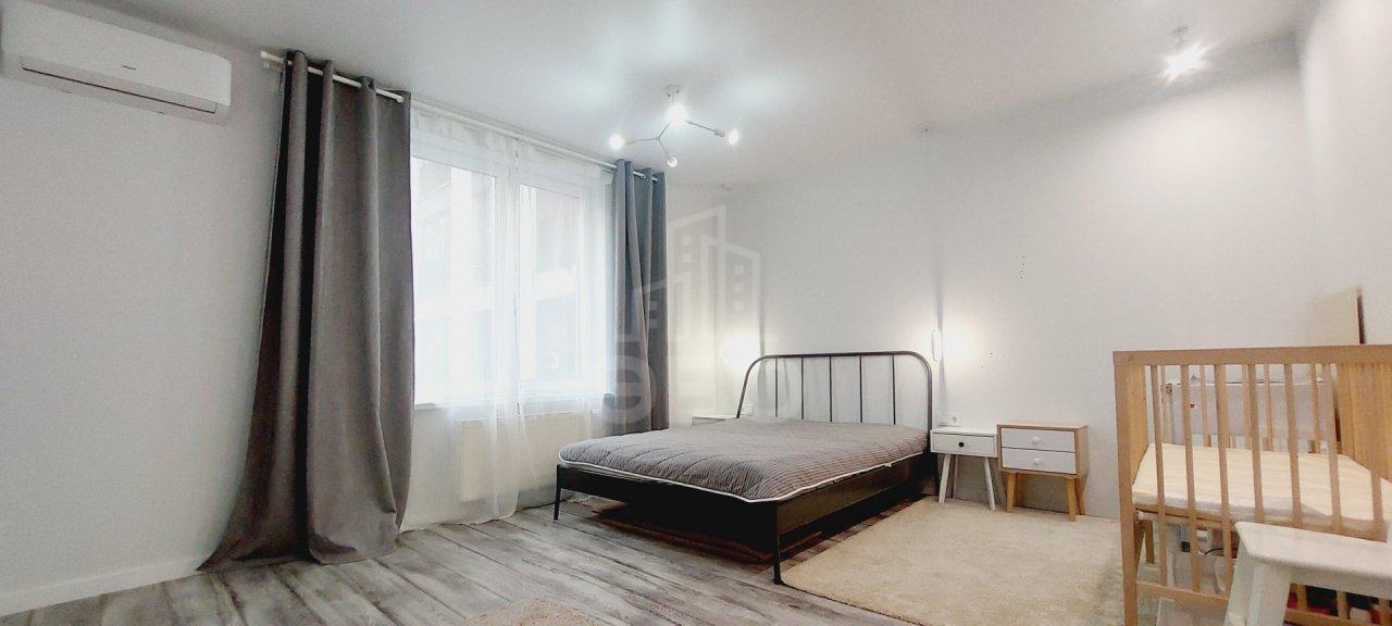 трехкомнатная квартира в Санкт-Петербурге по адресу: Кременчугская ул., 13, к 1, литера А