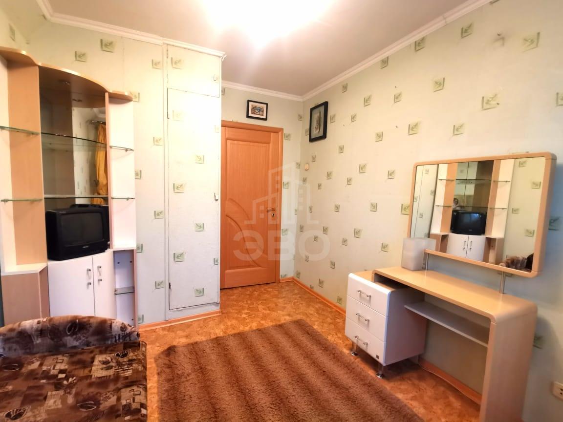 многокомнатная квартира в Санкт-Петербурге по адресу: Наличная ул., 30