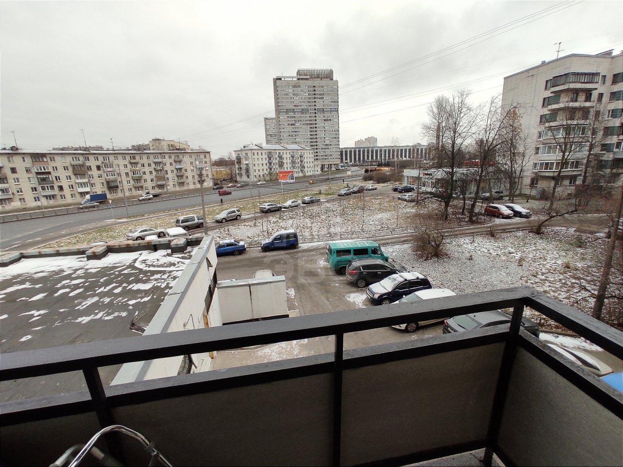 двухкомнатная квартира в Санкт-Петербурге по адресу: Варшавская ул., 118