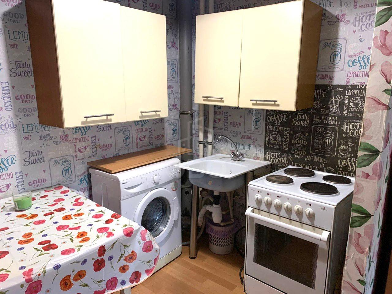 однокомнатная квартира в Санкт-Петербурге по адресу: Солидарности проспект, 9, к 3