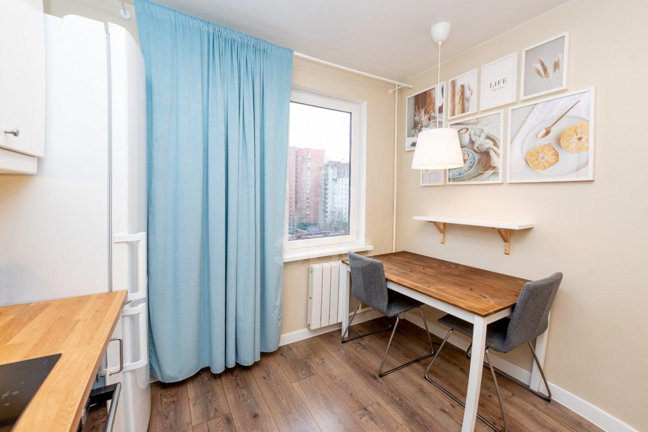 двухкомнатная квартира в Санкт-Петербурге по адресу: Яхтенная ул., 9, к 1