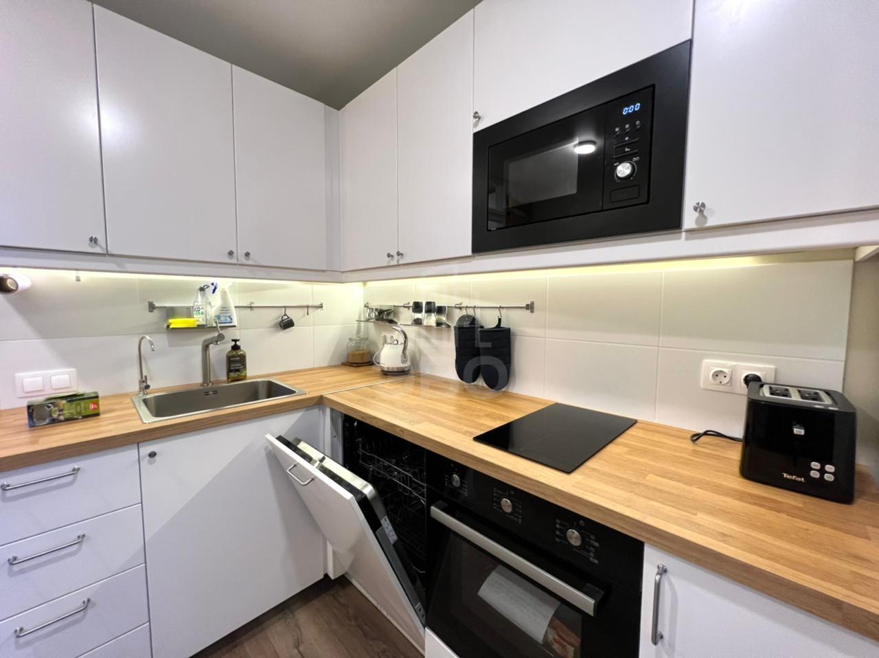 двухкомнатная квартира в Санкт-Петербурге по адресу: Яхтенная ул., 9, к 1