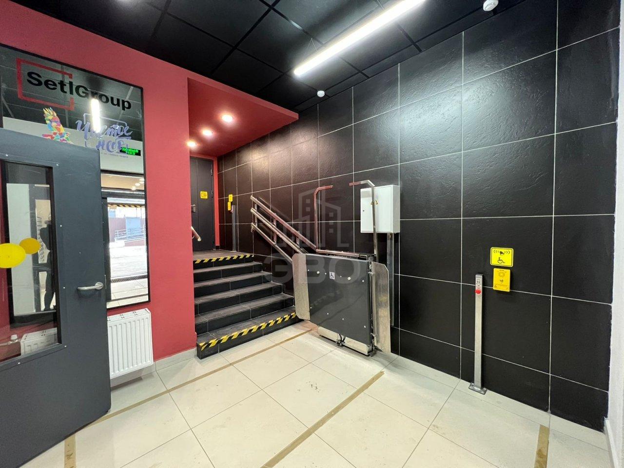 однокомнатная квартира в Санкт-Петербурге по адресу: Верхне-Каменская ул., 9, к 1