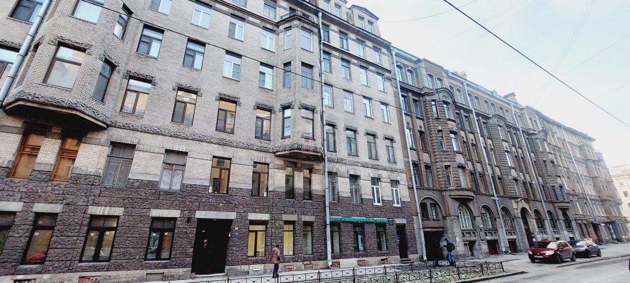 двухкомнатная квартира в Санкт-Петербурге по адресу: 10-я Советская ул., 19