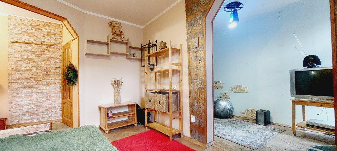 двухкомнатная квартира в Санкт-Петербурге по адресу: 10-я Советская ул., 19