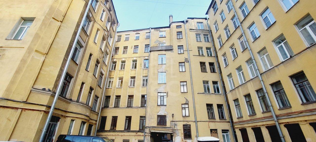 двухкомнатная квартира в Санкт-Петербурге по адресу: 10-я Советская ул., 19