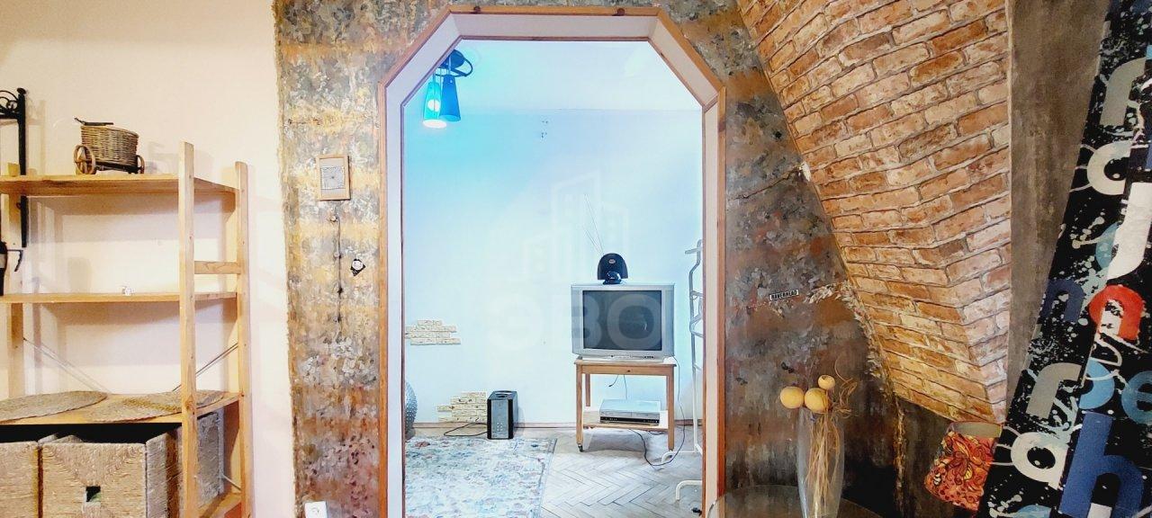 двухкомнатная квартира в Санкт-Петербурге по адресу: 10-я Советская ул., 19