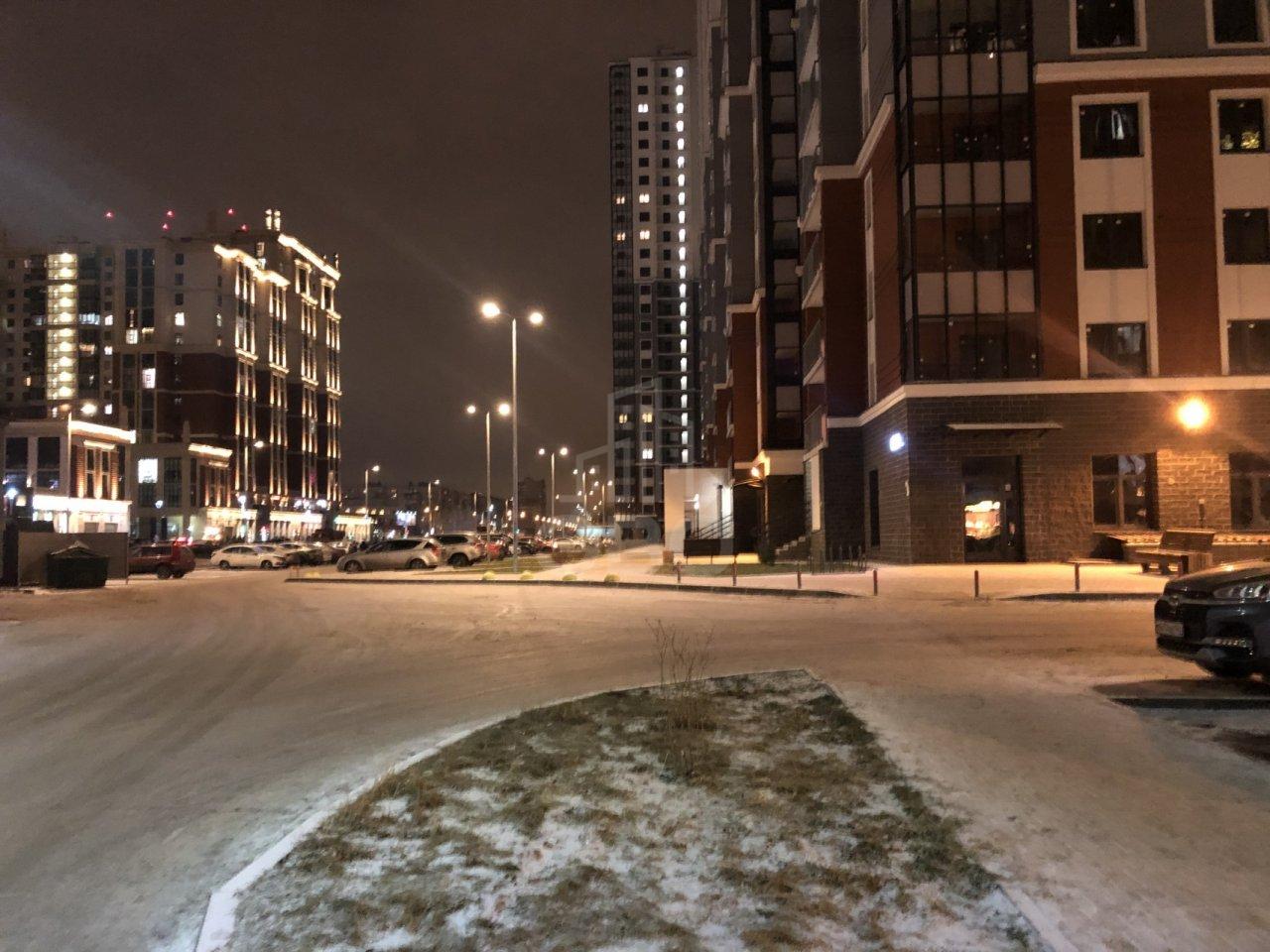 трехкомнатная квартира в Санкт-Петербурге по адресу: Дыбенко ул., 7, к 1