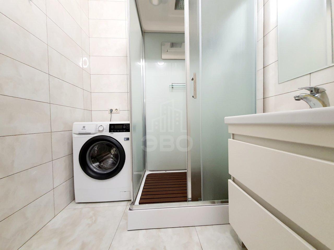 однокомнатная квартира в Санкт-Петербурге по адресу: Александра Матросова ул., 1, к 1