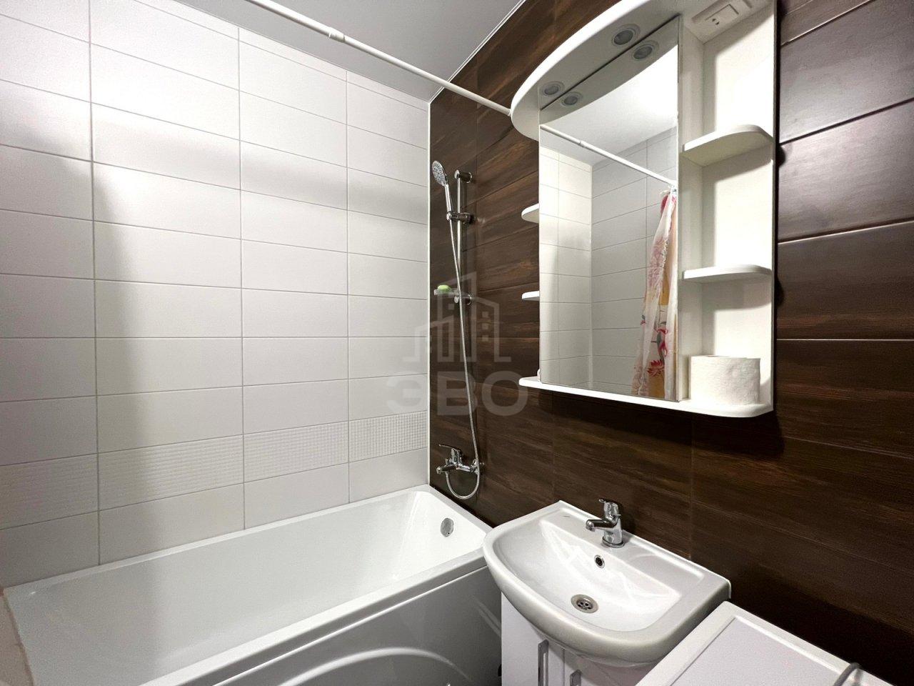 однокомнатная квартира в Санкт-Петербурге по адресу: Верхне-Каменская ул., 9, к 1