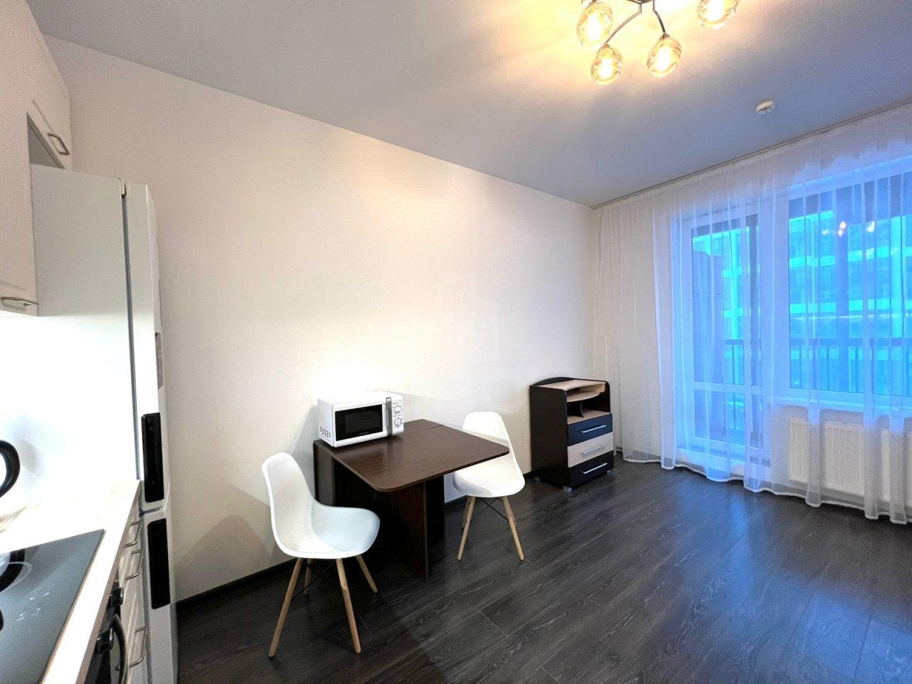 однокомнатная квартира в Санкт-Петербурге по адресу: Верхне-Каменская ул., 9, к 1