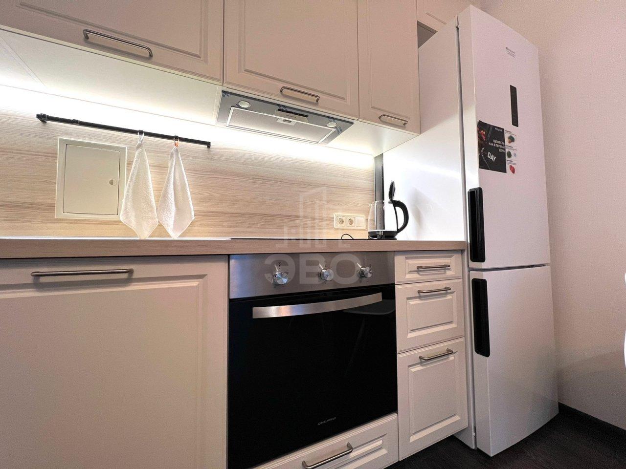 однокомнатная квартира в Санкт-Петербурге по адресу: Верхне-Каменская ул., 9, к 1