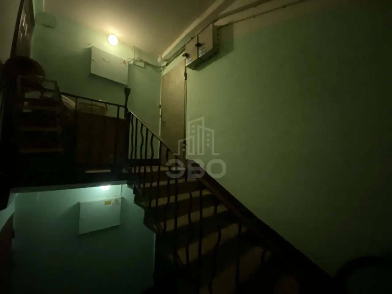 трехкомнатная квартира в Санкт-Петербурге по адресу: 2-я Комсомольская ул., 57, к 2