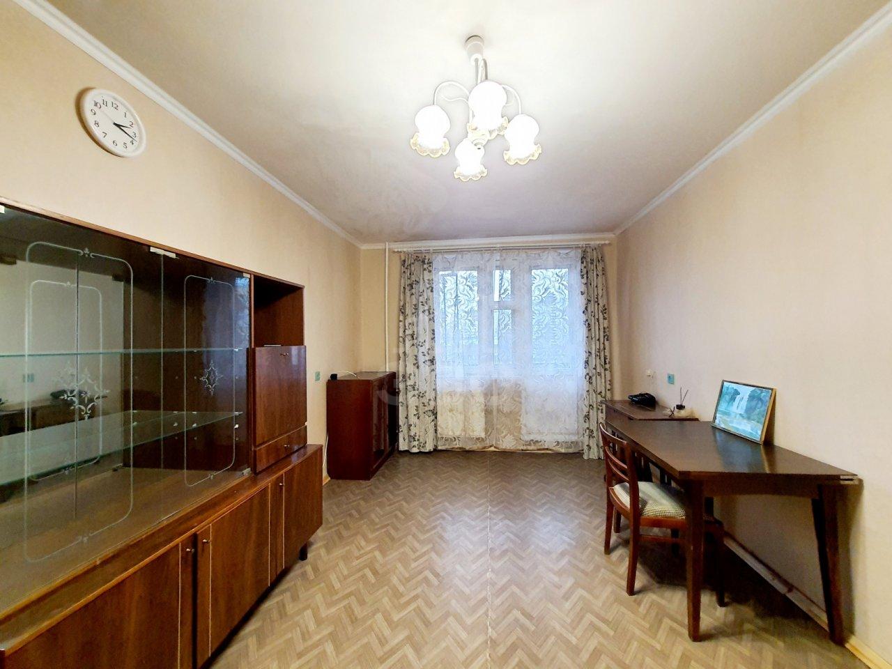 однокомнатная квартира в Санкт-Петербурге по адресу: Репищева ул., 21, к 2