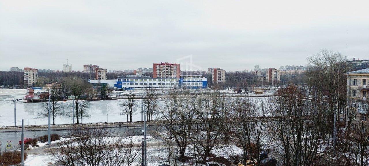 однокомнатная квартира в Санкт-Петербурге по адресу: Жака Дюкло ул., 10