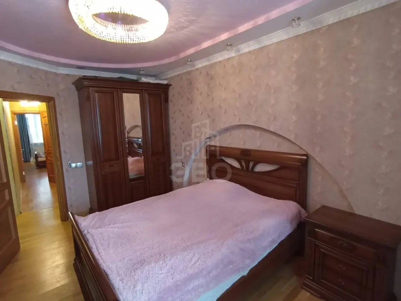 трехкомнатная квартира в Санкт-Петербурге по адресу: Учительская ул., 18, к 3