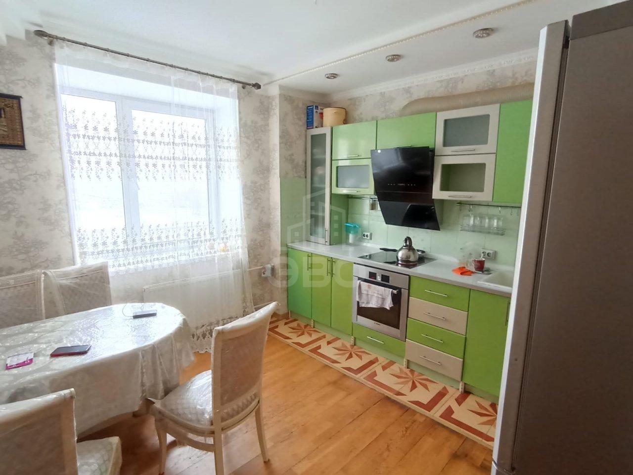 трехкомнатная квартира в Санкт-Петербурге по адресу: Учительская ул., 18, к 3