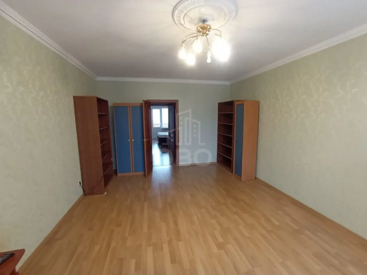трехкомнатная квартира в Санкт-Петербурге по адресу: Альпийский пер., 32